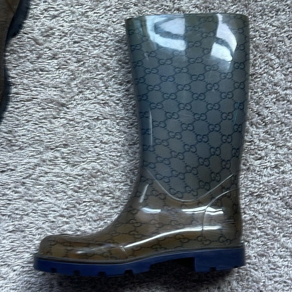 Authentic Gucci Monogram Edinburg Rubber Rain Boot - Picture 3 of 4